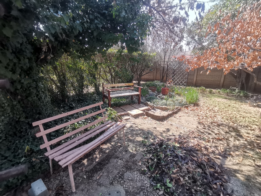 5 Bedroom Property for Sale in Senekal Free State